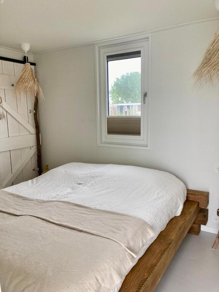 Chalets Vakantiepark Schouwenduin 버그함스테드 객실 사진